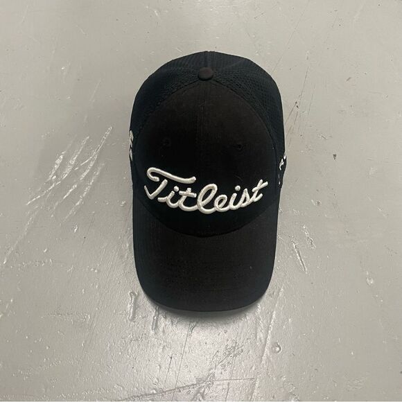 Titleist Footjoy Black Fitted Adult Hat - Picture 1 of 5